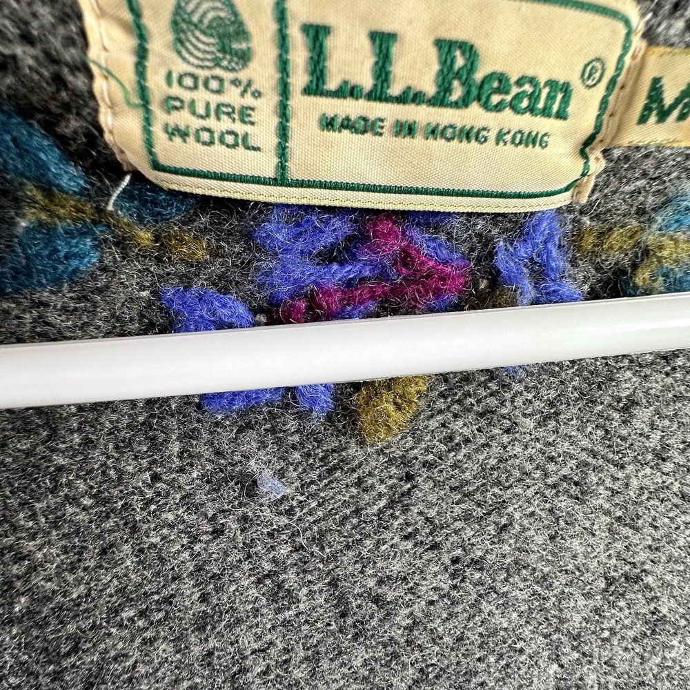 VTG L.L. Bean Womens M 100% Wool Cardigan Sweater Embroidered Elbow Patches 80's - Picture 5 of 12